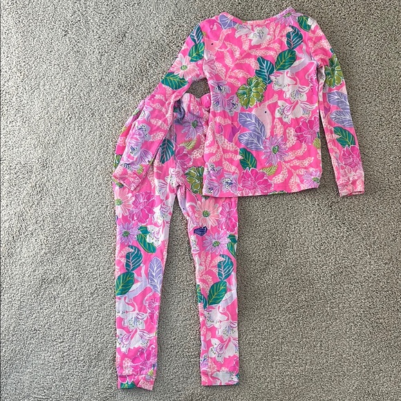 Lilly Pulitzer Pink Isle Best of Friends girls pajamas, size 6 - Picture 2 of 5